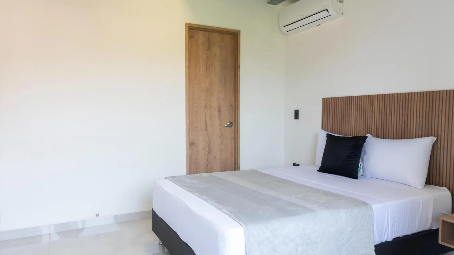 Nook Bliss Medellin Marvel Near El Poblado Apartment 0*,